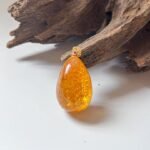 18K金沙蜜花珀吊坠 Spark Flower Amber Pendant