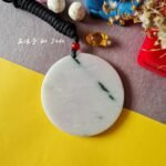 八骏图吊坠 Eight Horses Jade Pendant