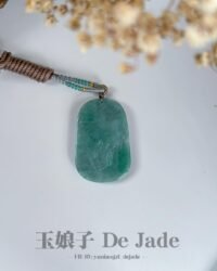 487205485_1241288497542520_5710217642576660489_n 果绿山水吊坠 Apple Green Landscape Jade Pendant
