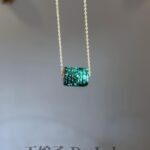 14K花青桶珠吊坠 Floral Green Jadeite Barrel Pendant