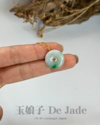 18K飘金丝阳绿平安扣吊坠 Yang-Green Golden Thread Peace Pendant