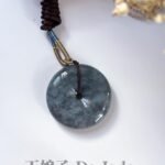 冰乌鸡平安扣吊坠 Icy Black Jadeite Peace Pendant