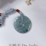 飘蓝花平安扣吊坠 Floating Blue Flower Peace Pendant