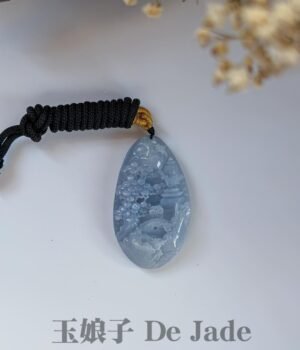 487499457_1240186580986045_402816984775199622_n 蓝水山水吊坠 Blue-Water Landscape Jade Pendant