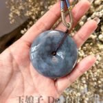 冰乌鸡平安扣吊坠 Icy Black Jadeite Peace Pendant