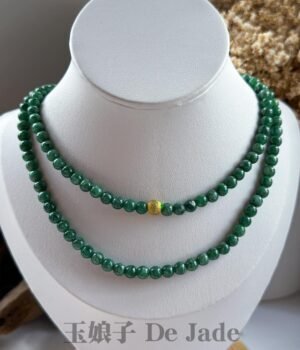 满绿翡翠长串 Full Green Jade Bead Necklace