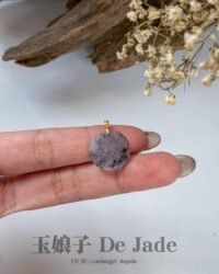 18K冰乌鸡无事牌 Icy Black Jadeite Wu Shi Pai Pendant