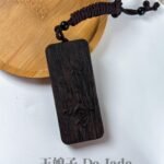 沉香千手观音吊坠 Agarwood Thousand-Hand Guanyin Pendant