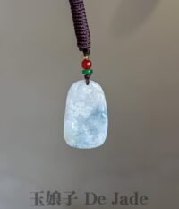 一抹天空蓝山水吊坠 Sky-Blue Landscape Jade Pendant