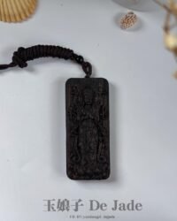 沉香千手观音吊坠 Agarwood Thousand-Hand Guanyin Pendant