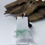 飘活花无事牌吊坠 Floating Flower Wu Shi Pai Pendant