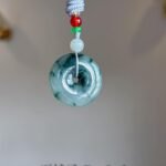 飘绿花平安扣吊坠 Green Floating Flower Peace Pendant