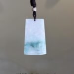 飘活花无事牌吊坠 Floating Flower Wu Shi Pai Pendant