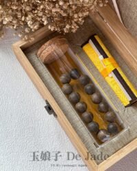 沉香手串 Agarwood Bracelet