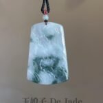 飘蓝花山水吊坠 Floating Blue Landscape Jade Pendant