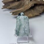 冰飘蓝花山水吊坠 Icy Jadeite with Floating Blue Landscape Pendant