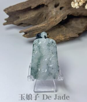 488453900_1242312307440139_5986406688610683377_n 冰飘蓝花山水吊坠 Icy Jadeite with Floating Blue Landscape Pendant