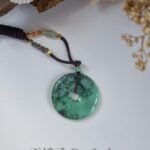 飘绿花平安扣吊坠 Green Floating Flower Peace Pendant