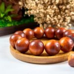 崖柏雷击玉化手串 Thunderstruck Jade-Like Thuja Bracelet