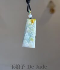 黄绿山水吊坠 Yellow-Green Landscape Jade Pendant