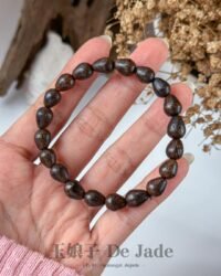水滴形沉香手串 Water Drop Shape Agarwood Bracelet