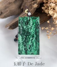 花青龙牌吊坠 Floral Green Dragon Jade Pendant