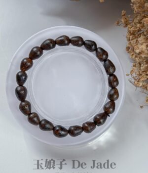 水滴形沉香手串 Water Drop Shape Agarwood Bracelet