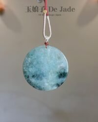 491135335_1254315379573165_7168228202329492763_n 仿古牌吊坠 Antique-Style Floating Flower Jade Pendant