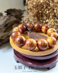 崖柏闪电纹手串 Thuja Lightning-Grain Bracelet