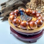 崖柏闪电纹手串 Thuja Lightning-Grain Bracelet