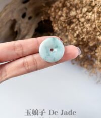 飘蓝花平安扣吊坠 Floating Blue Flower Jade Peace Pendant