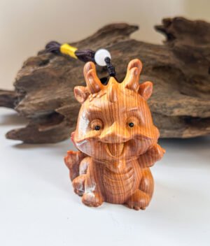 IMG_2963.JPG 崖柏龙挂件 Thuja Dragon Pendant