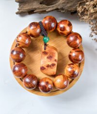 IMG_2972.JPG 崖柏黑金刚雀眼手串 Thuja “Black King Kong” Bird-Eye Bead Bracelet