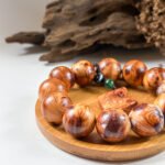 IMG_3011.JPG 崖柏黑金刚雀眼瘤疤手串 Thuja Black King Kong Bird-Eye & Nodule Bead Bracelet