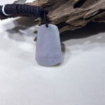 春彩山水吊坠 Spring-Colored Jade Landscape Pendant