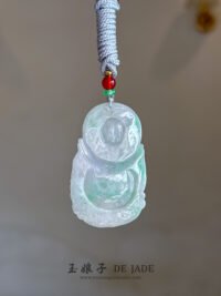 财神爷吊坠 God of Wealth Jade Pendant