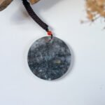 乌鸡无事牌吊坠 Black Jade Wu Shi Pai Pendant