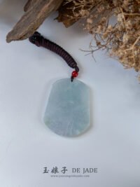 春彩普贤菩萨吊坠 Spring Color Samantabhadra Bodhisattva Jade Pendant