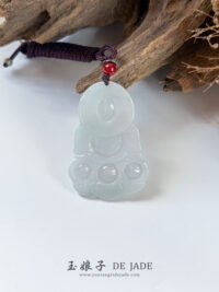 春彩观音吊坠 Spring-Color Guanyin Jade Pendant