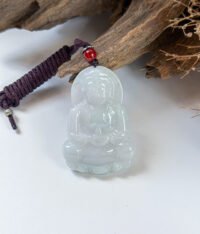 春彩观音吊坠 Spring-Color Guanyin Jade Pendant