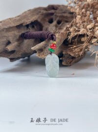冰叶子吊坠 Icy Jade Leaf Pendant