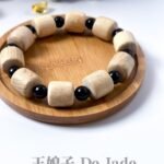 485803054_1234073341597369_909414391626111944_n 香樟木手串 Camphorwood Bracelet