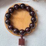 小叶紫檀金星手串 Small-leaf Rosewood With Golden Star Bracelet