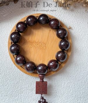 487491532_1242466364091400_2622404434955011653_n 小叶紫檀金星手串 Small-leaf Rosewood With Golden Star Bracelet