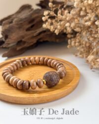 488640582_1242596907411679_8168805666372420151_n 奶香木 Milk Fragrance Wood Bracelet