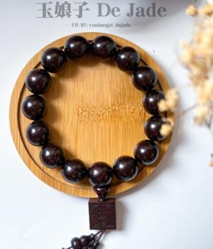 489322812_1246595740345129_9221052369474968269_n 小叶紫檀繁星手串 Small-Leaf Rosewood Starry Bracelet