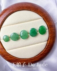 490359193_1253176563020380_6538205122125227685_nD 果绿翡翠蛋面 Green Jade Cabochon