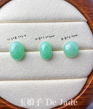 果绿翡翠蛋面 Green Jade Cabochon
