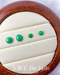 490548990_1253176909687012_5771302059832494063_n 果绿翡翠蛋面 Green Jade Cabochon