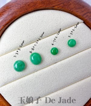 果绿翡翠蛋面 Green Jade Cabochon